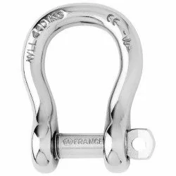 Lyre shackle with captive...