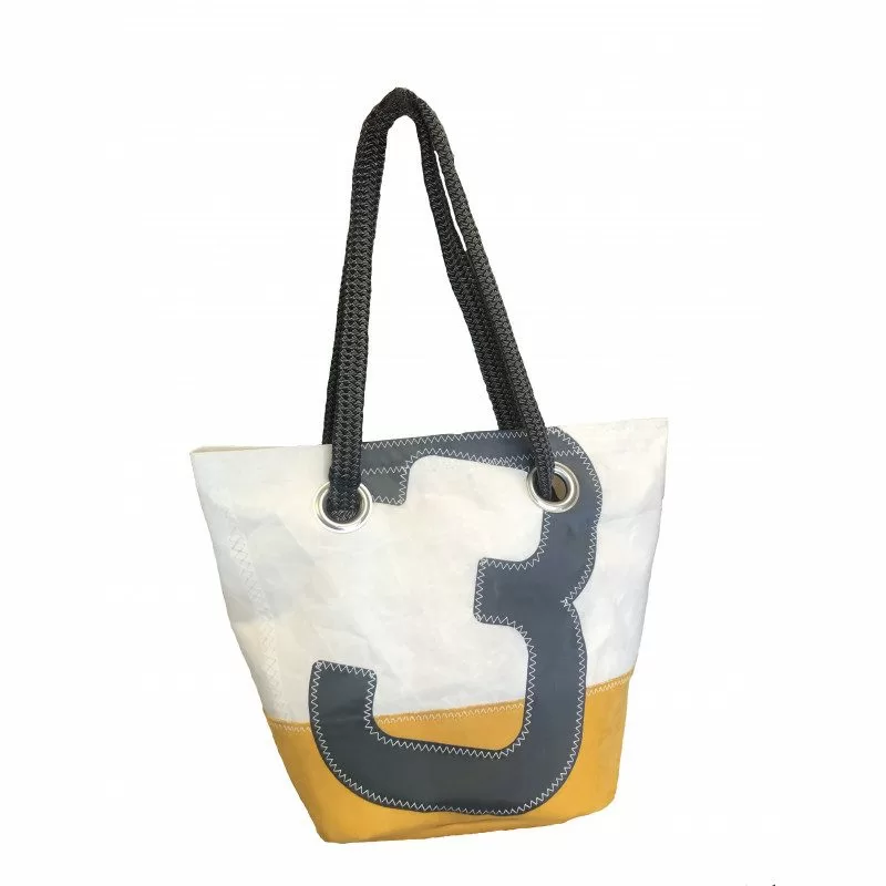 Sac Légende Original Picksea millésime 2021 en cuir et voile recyclées par 727 Sailbags Sac Légende Original Picksea millésime 2021 en cuir et voile recyclées par 727 Sailbags