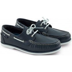 CREW boat shoes in smooth...