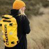 Sac à dos Backpack 30L étanche Jaune de Northcore en randonnée