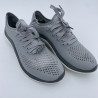 Chaussure Literide Pacer de Crocs gris